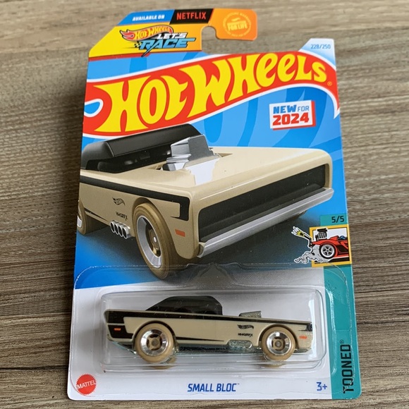 Hot Wheels Small Bloc Tooned Pine Wood Derby Muscle car Mainline 2024 New - Picture 7 of 7